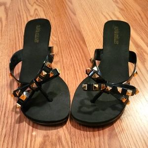 Olivia Miller black jelly bow heels, kitten heel with gold studs sz 9 NWOT
